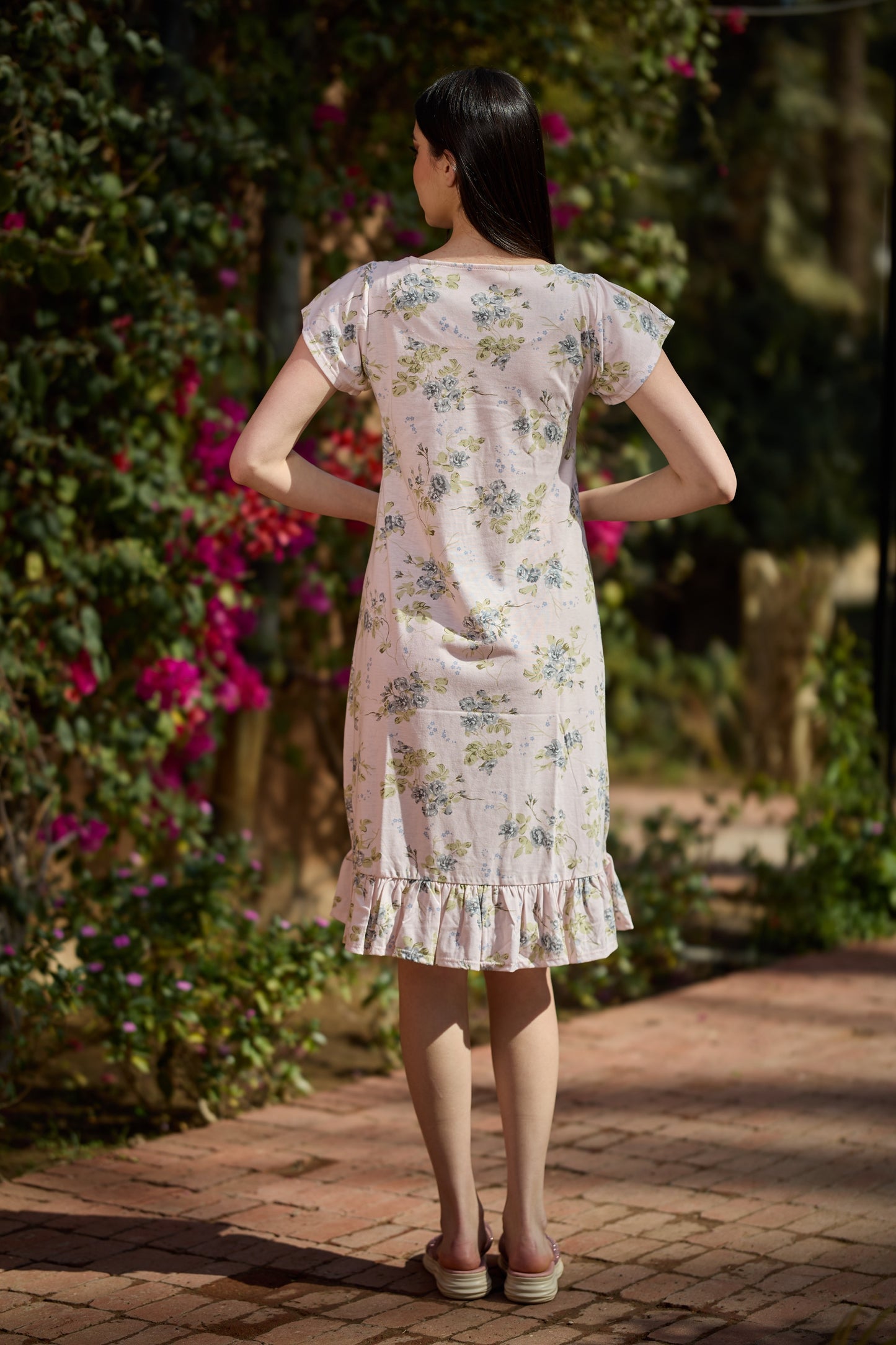 Nightdress (Code:1069)